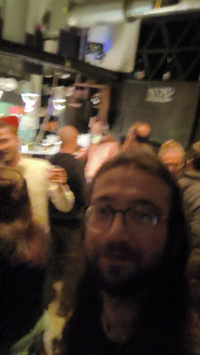 Opinii despre Fekete Kutya în Budapest - Vendéglátás