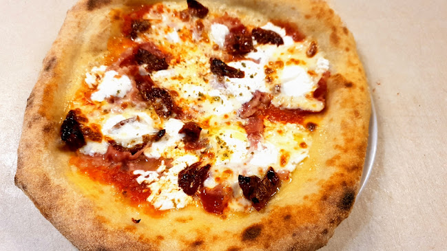 Opinii despre Giorgio Pizzeria & Pastaria în Orosháza - Vendéglátás