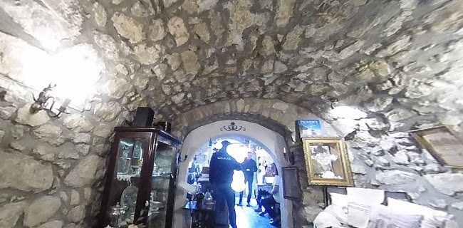 C'est La Vie Café - Vendéglátás