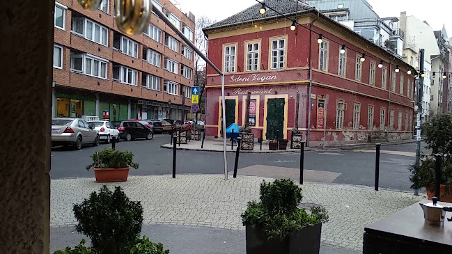 Coyote Coffee & Deli