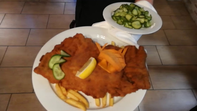 Opinii despre Yellow Pub étterem în Gödöllő - Vendéglátás