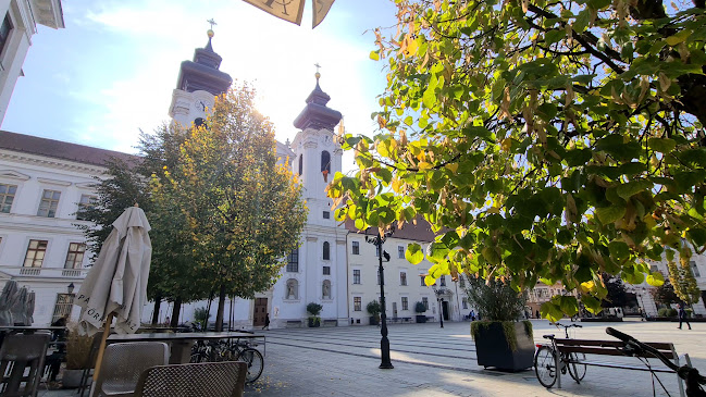 Győr, Széchenyi tér 7, 9022