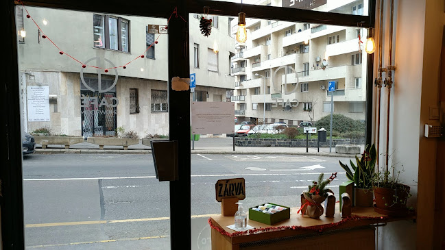 Grinder Fitness & Coffee Shop