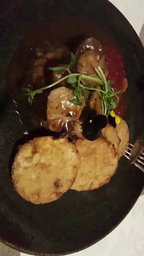 Dombi és Fiai - Tényő