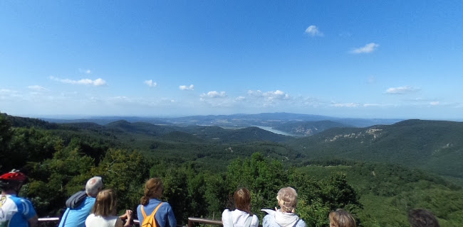 Pilisszentkereszt, autóparkoló, Téry Ödön u. 45, 2098
