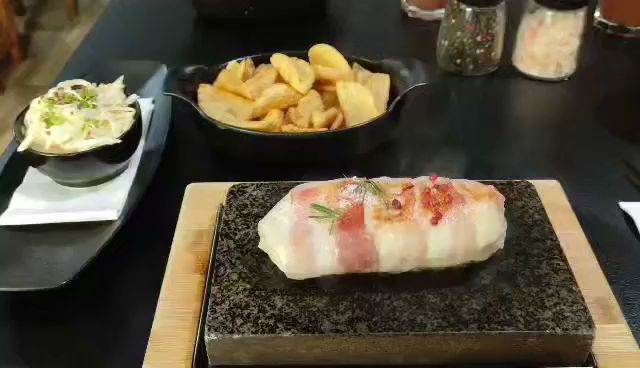 Marha Jó Steak Bar - Vendéglátás