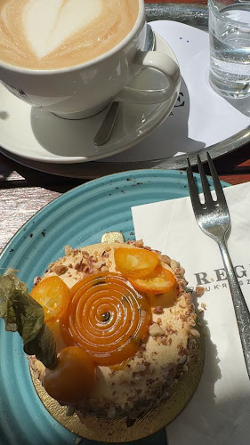 Opinii despre Apátsági Rege Cukrászda în Tihany - Vendéglátás