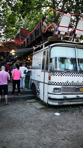 Két Rombusz - Vendéglátás