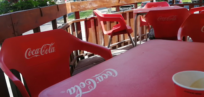 Opinii despre Cserepes kávézó, cukrászda în Budapest - Vendéglátás