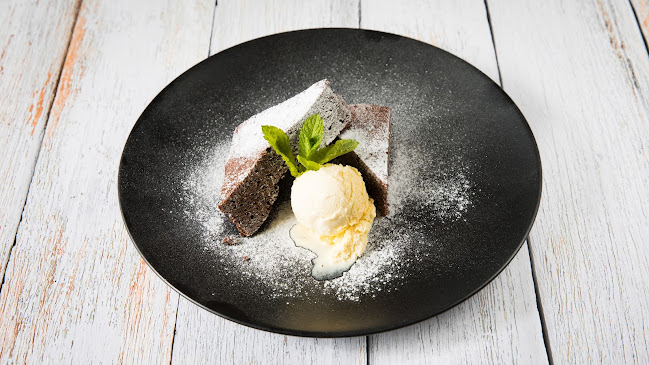 Malomkert Sörház - Vendéglátás