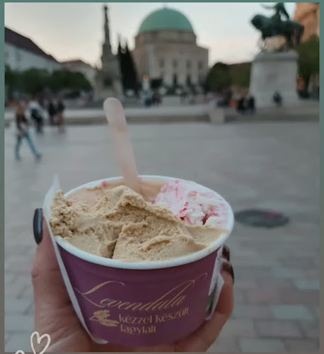 Comentarii opinii despre Levendula Kézműves Fagylaltozó Pécs