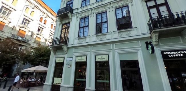 Starbucks Egyetem tér