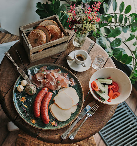 Opinii despre DEPRESSO KITCHEN Étterem în Eger - Vendéglátás