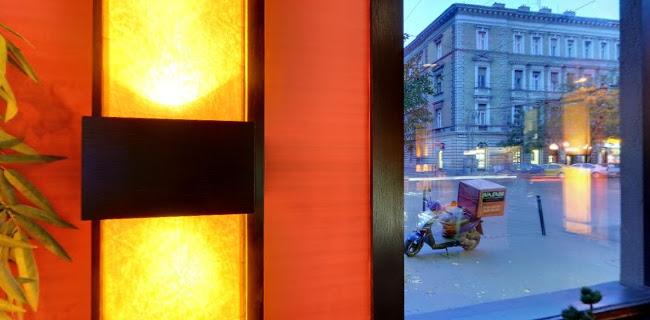 Wasabi Running Sushi & Wok Restaurant