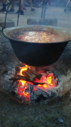 Comentarii opinii despre Két Rombusz