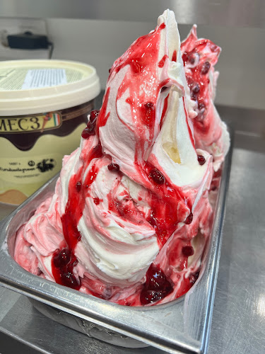 Comentarii opinii despre Crema Fagylaltozó