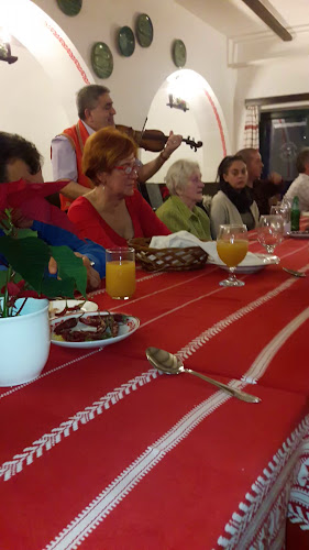 Dunagyöngye Halászcsárda - Vendéglátás