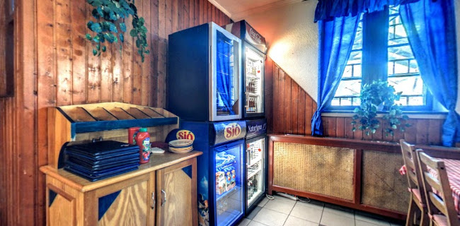 Opinii despre Pizza Pince în Budapest - Vendéglátás