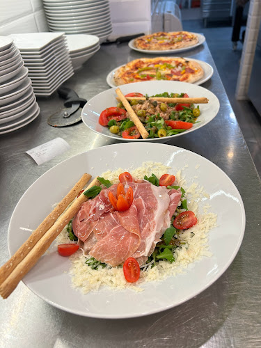 Sorrento Pizzéria - Vendéglátás