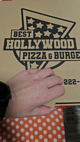 Opinii despre Best Hollywood Pizza&Burger în Komárom - Vendéglátás