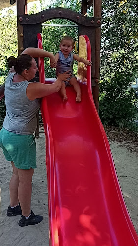 Opinii despre Vági Józsi Cukrászda în Göd - Vendéglátás