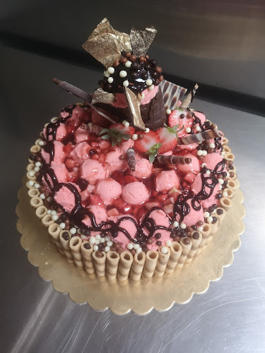 Dolce Vita Fagyizó - Vendéglátás