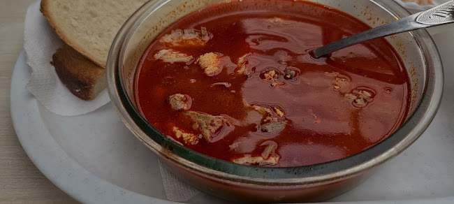 Halas Karcsi Büféje ( Best fish place at Balaton)