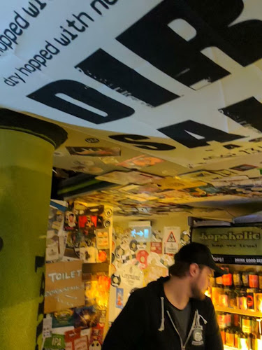 HOPAHOLIC Craft Beer Bar & Food Budapest - Budapest