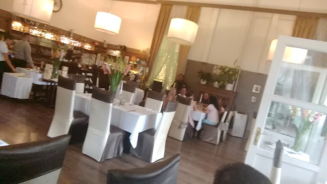 Opinii despre Fóti Kastély Étterem în Fót - Vendéglátás