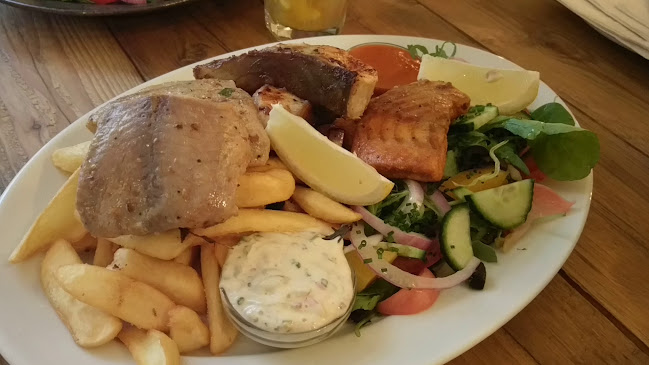 Opinii despre Halkakas Halbisztró în Budapest - Vendéglátás