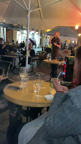 Opinii despre Habibi Shisha Bár | Hastánc în Budapest - Vendéglátás