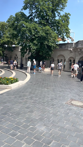 Budapest, Hess András tér 1-3, 1014