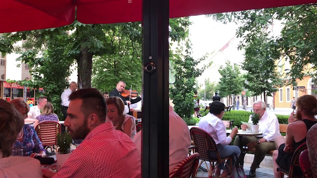 Opinii despre Pest-Buda Bistro în Budapest - Vendéglátás