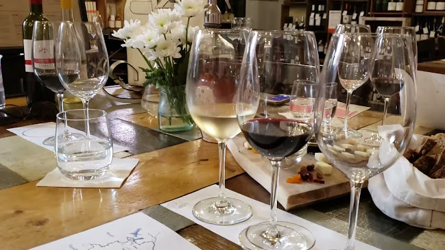 Opinii despre Tasting Table Budapest Shop în Budapest - Vendéglátás