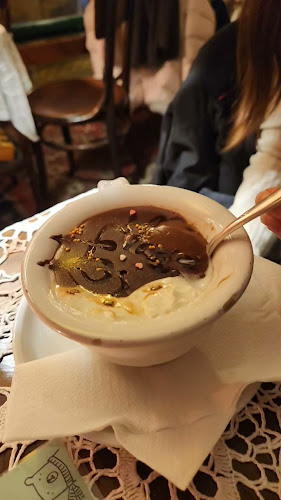 Budapest, Szinyei Merse u 22, 1063