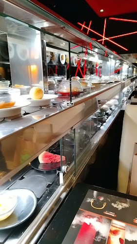 Wasabi Running Sushi & Wok Restaurant - Vendéglátás