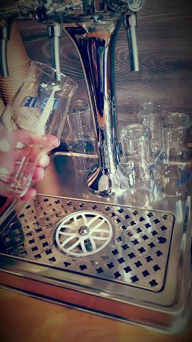 Opinii despre Caffe Sempre în Orosháza - Vendéglátás