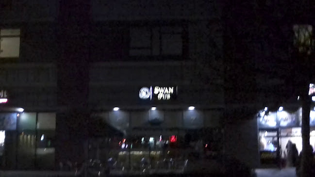 Opinii despre Swan Pub&Söröző în Budapest - Vendéglátás