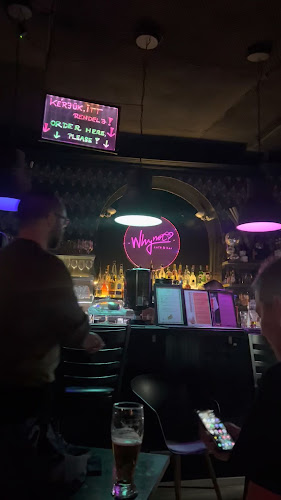 Why not cafe and bar - Vendéglátás