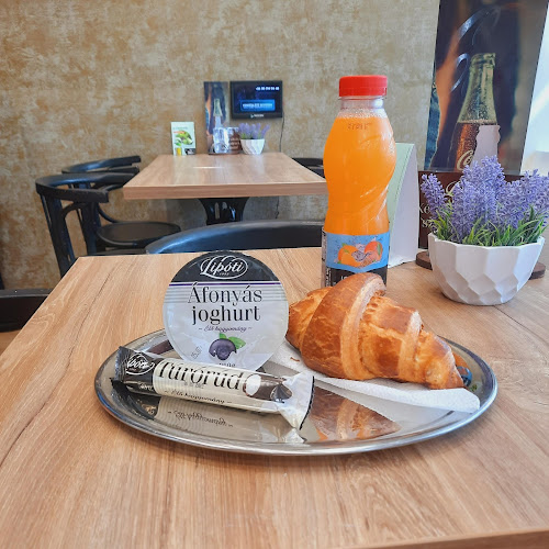 Comentarii opinii despre Belvárosi Lipóti Pékség És Kávézó