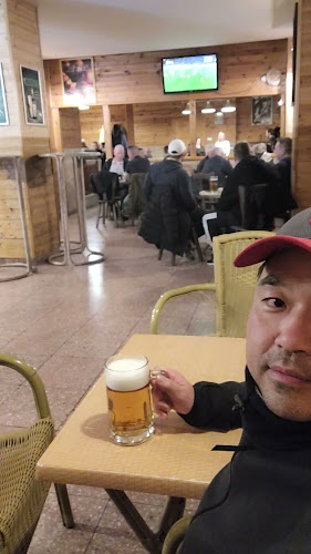 Opinii despre Sarki Tanszék (Bisztró) în Dunaújváros - Vendéglátás