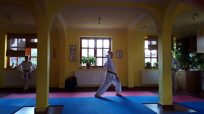 Opinii despre Kakucsi Pékség Gyál/Kézműves Magyar Pékműhely/ în Gyál - Vendéglátás