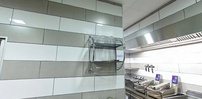 Comentarii opinii despre Hamburger Bár