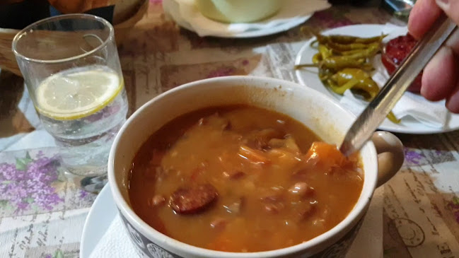 Annahegyi Restaurant