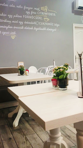 Opinii despre Kemenes Cukrászda Attila út în Budapest - Vendéglátás