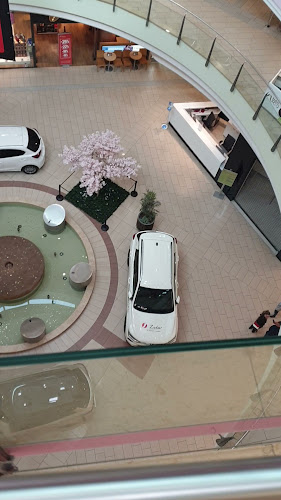 KFC Kecskemét Malom Központ - Vendéglátás