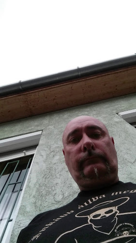 Opinii despre Berek kocsma és Nemzeti Dohánybolt în Váraszó - Vendéglátás