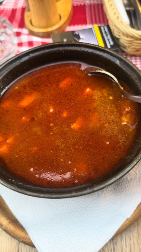 Comentarii opinii despre Fatál Étterem