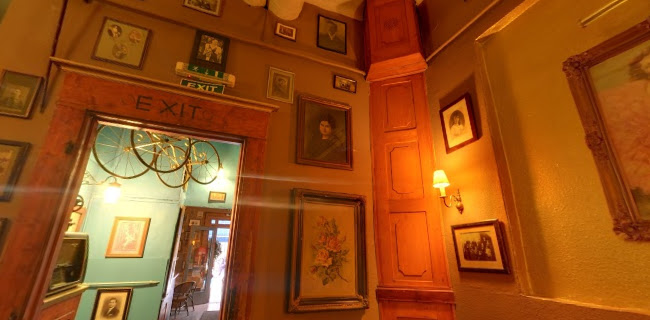 Comentarii opinii despre Paris, Texas Kávéház