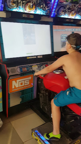 Sakáltanya Falatozó és Pizzéria Velence